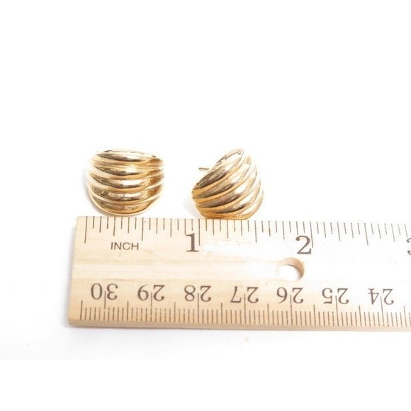Vintage CGI Signed Ribbed Gold Earrings - Picture 3 of 3